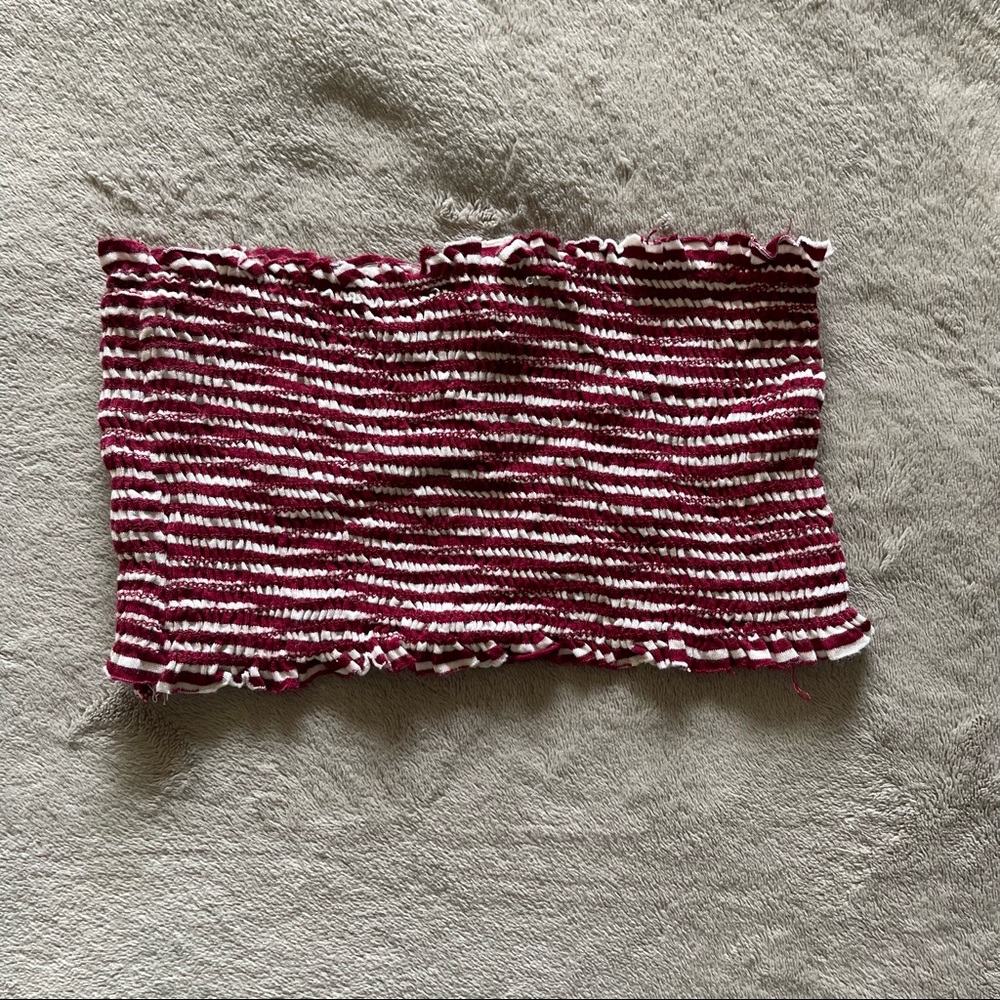 Bandeau Ruched Crop Top - Picture 7 of 15